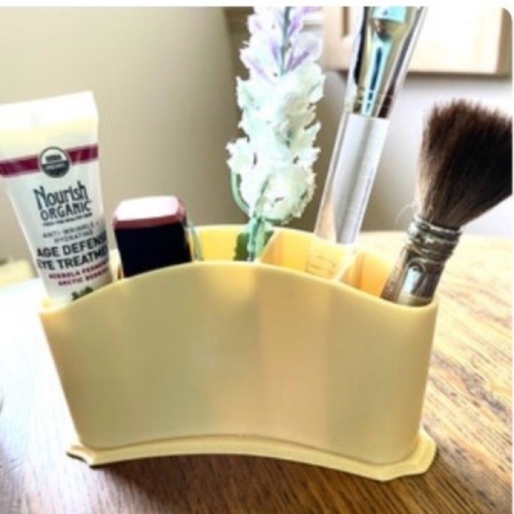 VINTAGE Deco Celluloid Dresser Set - Container, Hair Receiver and Lipstick Caddy - Picture 6 of 8